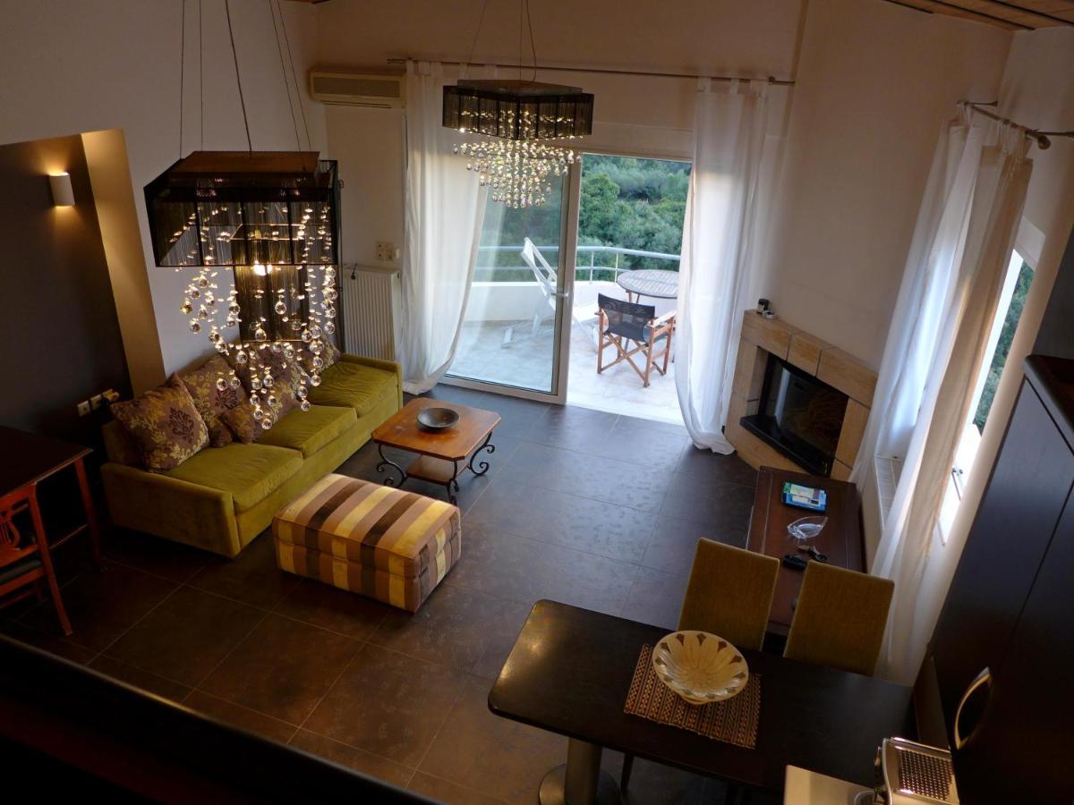 Wide-View & Quiet Apartment Chania 하니아 외부 사진