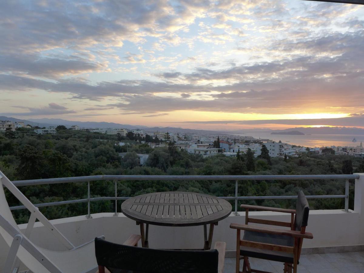 Wide-View & Quiet Apartment Chania 하니아 외부 사진